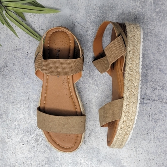 Pierre Dumas | Tan Elastic Strap Platform Sandals Size 8M - Picture 1 of 10